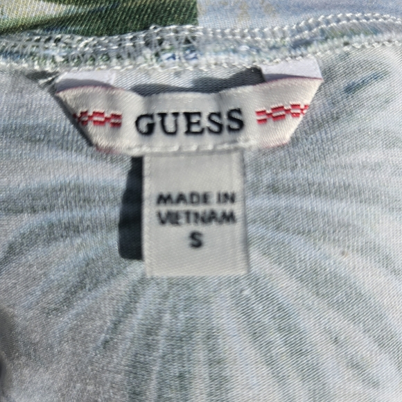 NEW Guess Cropped Top Size S Tropical Y2K Resortwear Vacation Colorful Floral - Picture 8 of 12